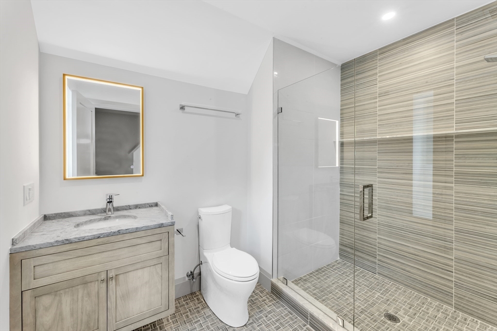 372 Arborway Boston, MA 02130 - Photo 32 of 42 Gallery Image 32