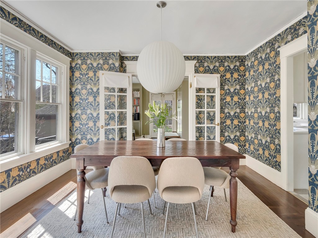 225 5th Street Providence, RI 02906 - Photo 19 of 44
