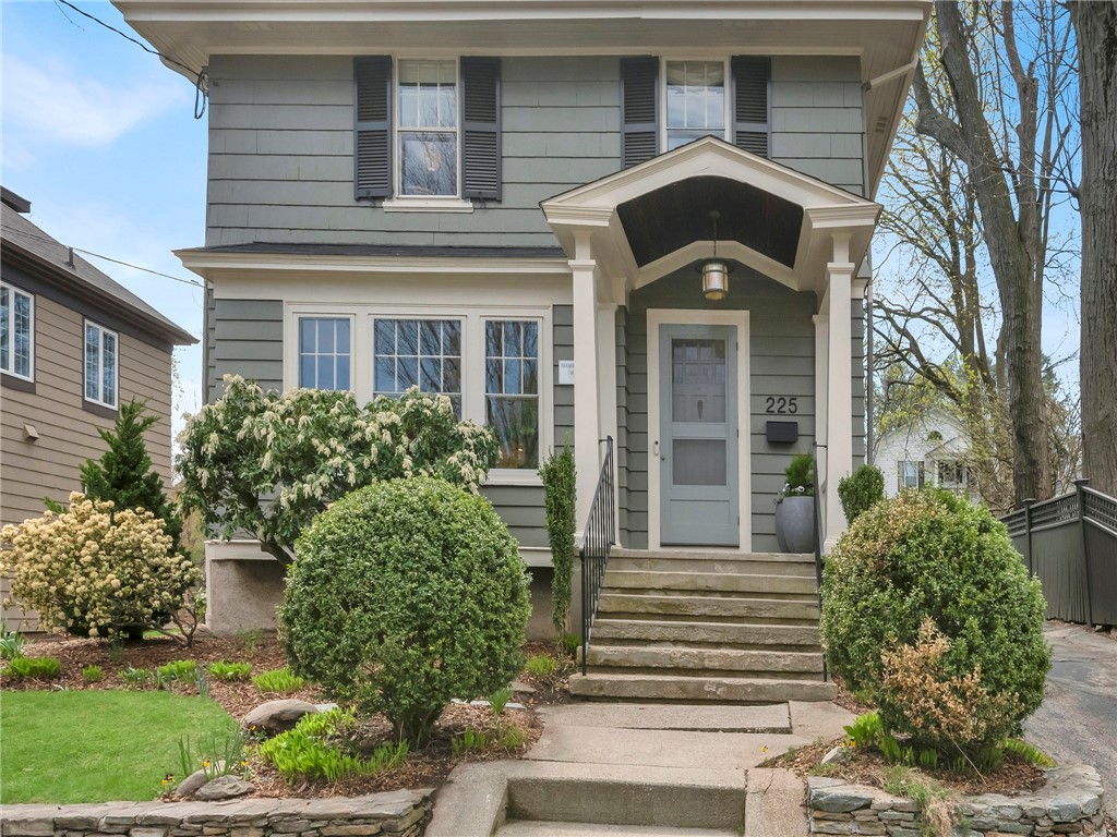 225 5th Street Providence, RI 02906 - Photo 3 of 44