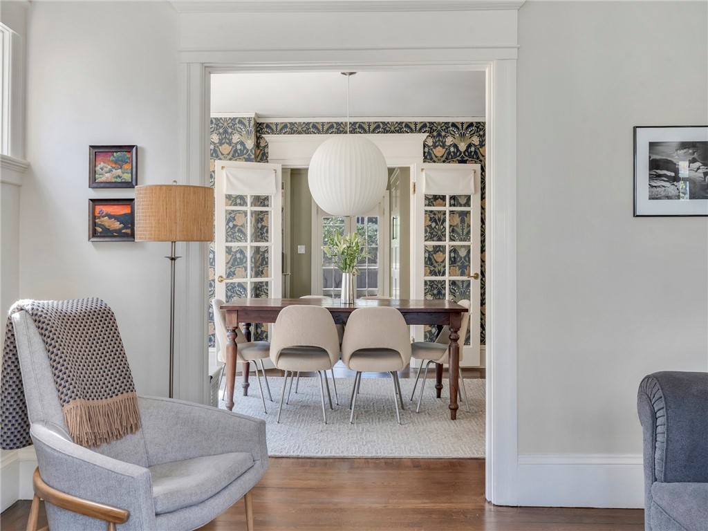 225 5th Street Providence, RI 02906 - Photo 10 of 44