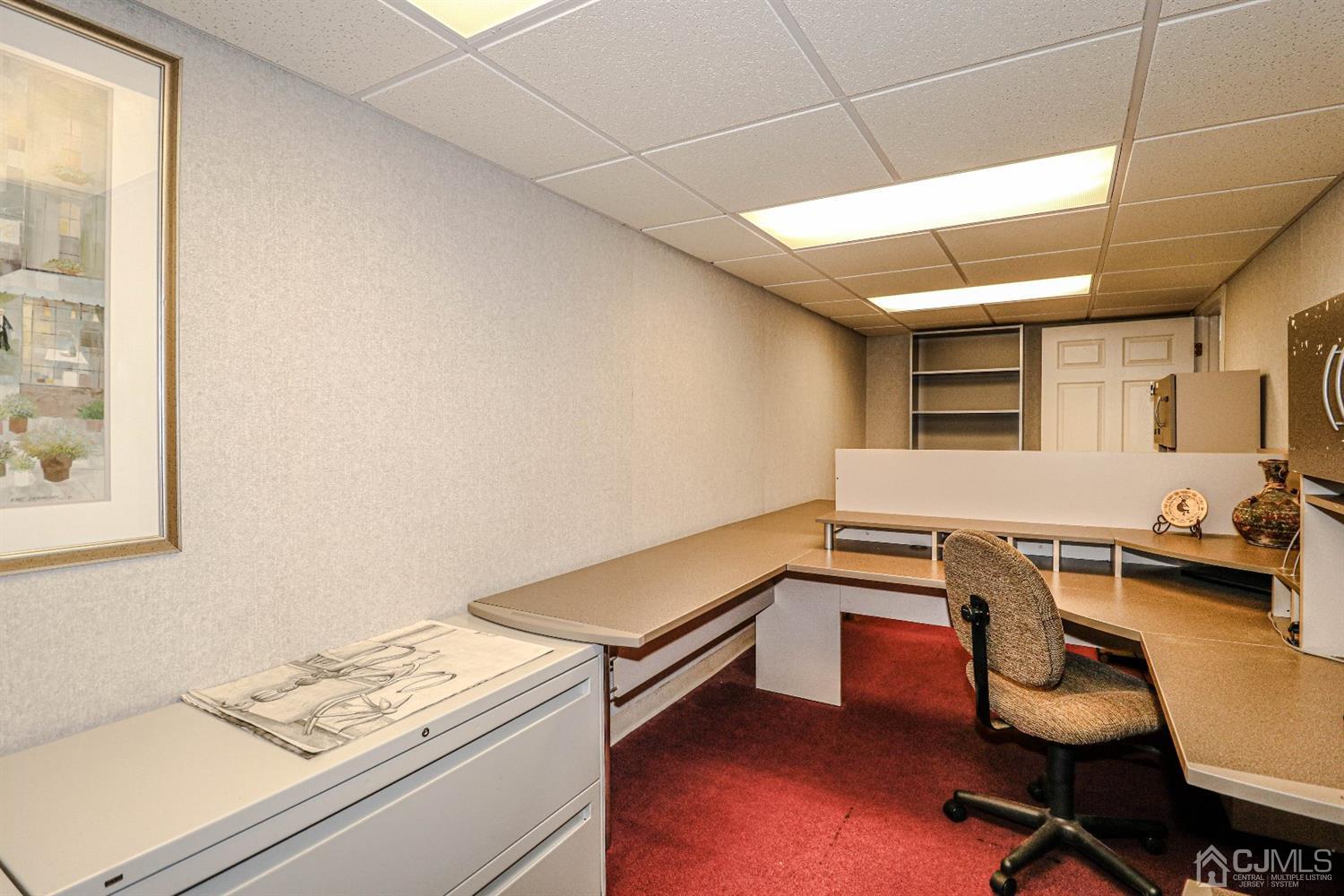 147 Oxford Road Colonia, NJ 07067 - Photo 25 of 31 Double office in basement area.
