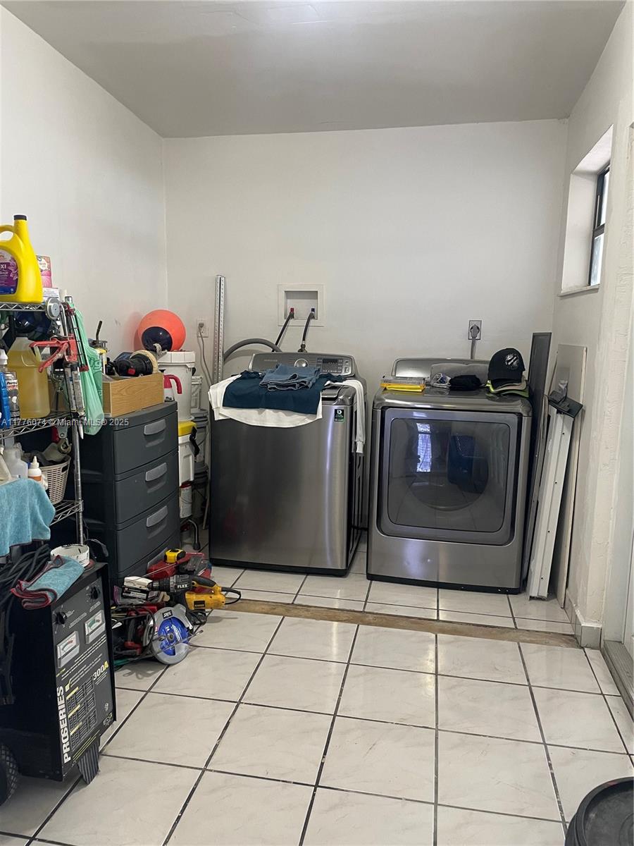 14531 Southwest 294th Street Homestead, FL 33033 - Photo 13 of 22 Gallery Image 13
