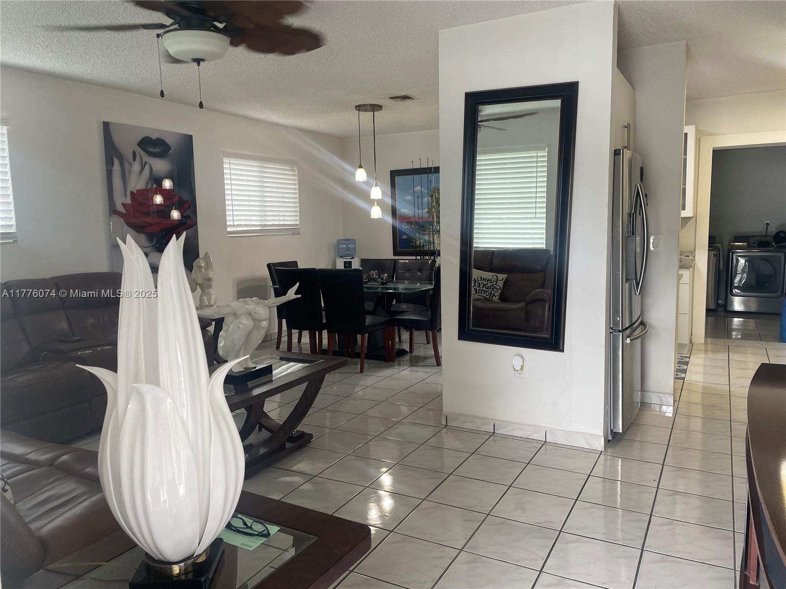 14531 Southwest 294th Street Homestead, FL 33033 - Photo 3 of 22 Gallery Image 3