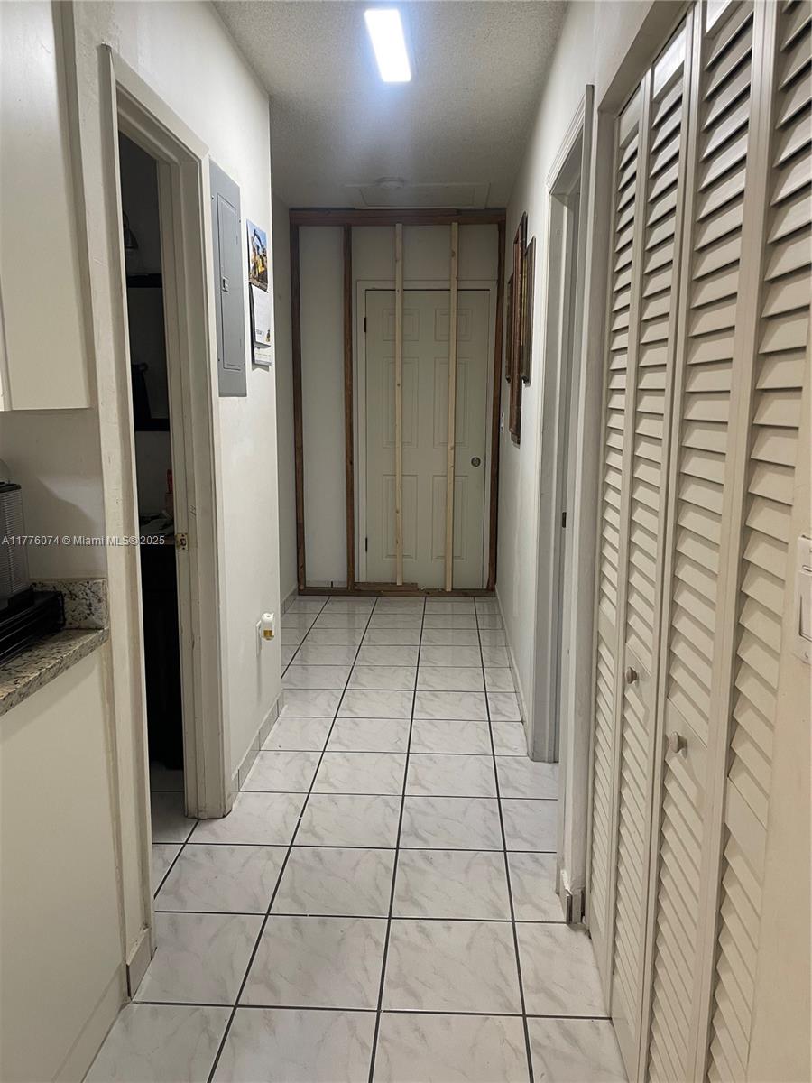 14531 Southwest 294th Street Homestead, FL 33033 - Photo 9 of 22 Gallery Image 9