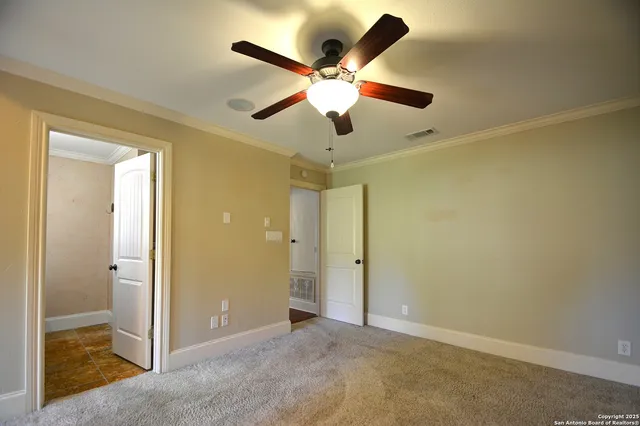 $460,000 | 416 Valley, Kerrville, TX 78028