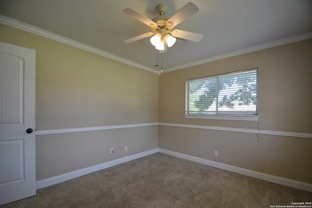 $460,000 | 416 Valley, Kerrville, TX 78028