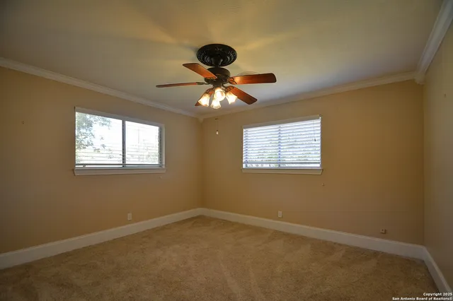 $460,000 | 416 Valley, Kerrville, TX 78028