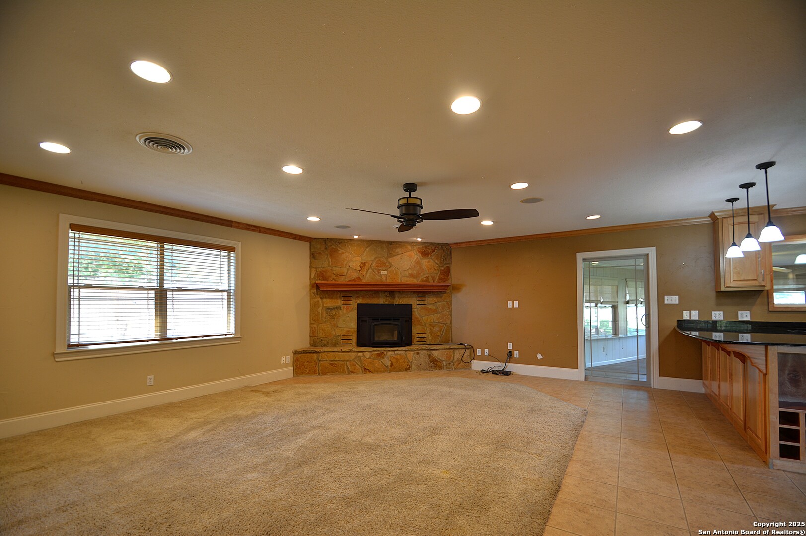 416 Valley Kerrville, TX 78028 - Photo 9 of 53