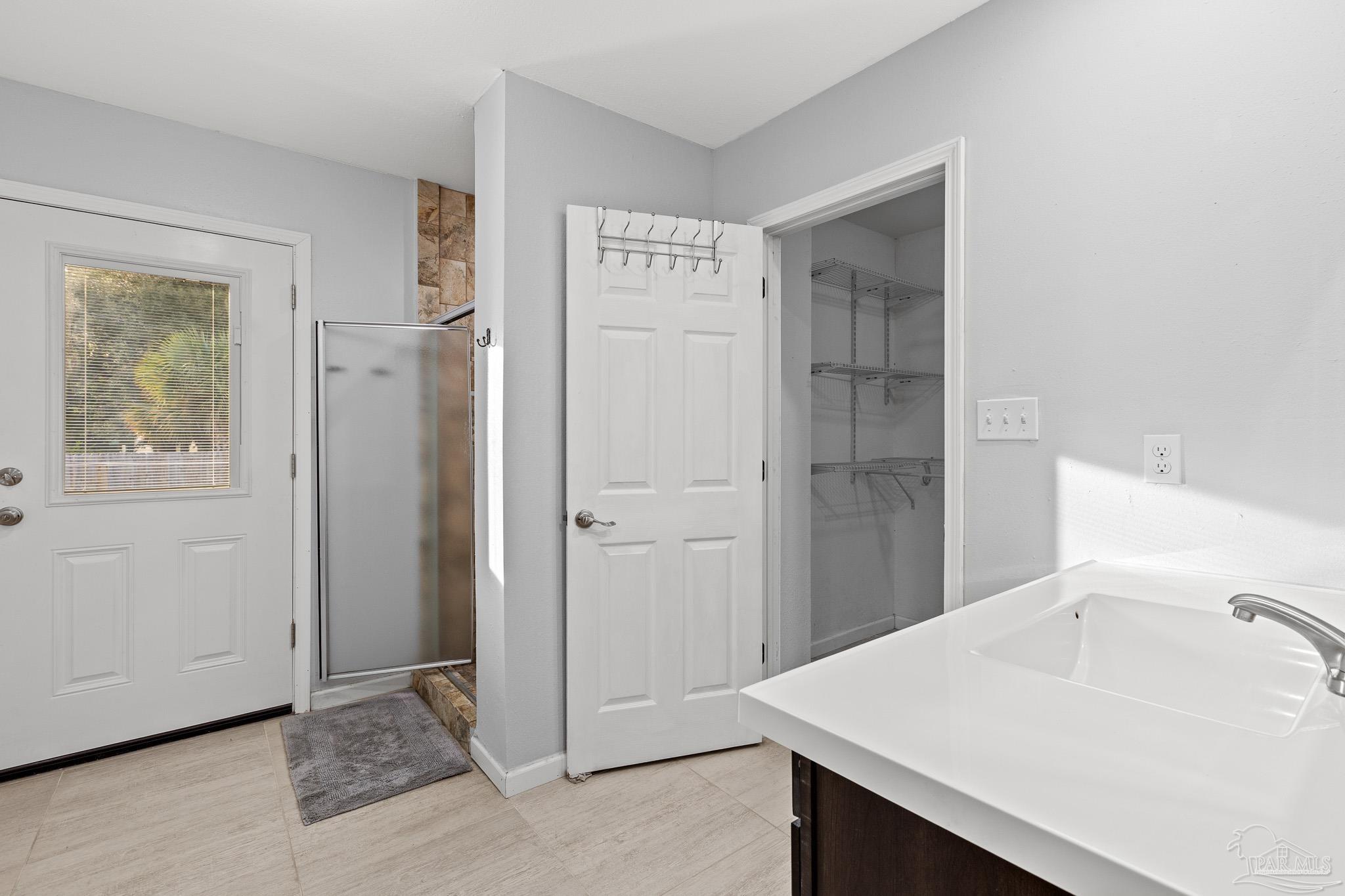 203 Berry Road Pensacola, FL 32507 - Photo 23 of 48