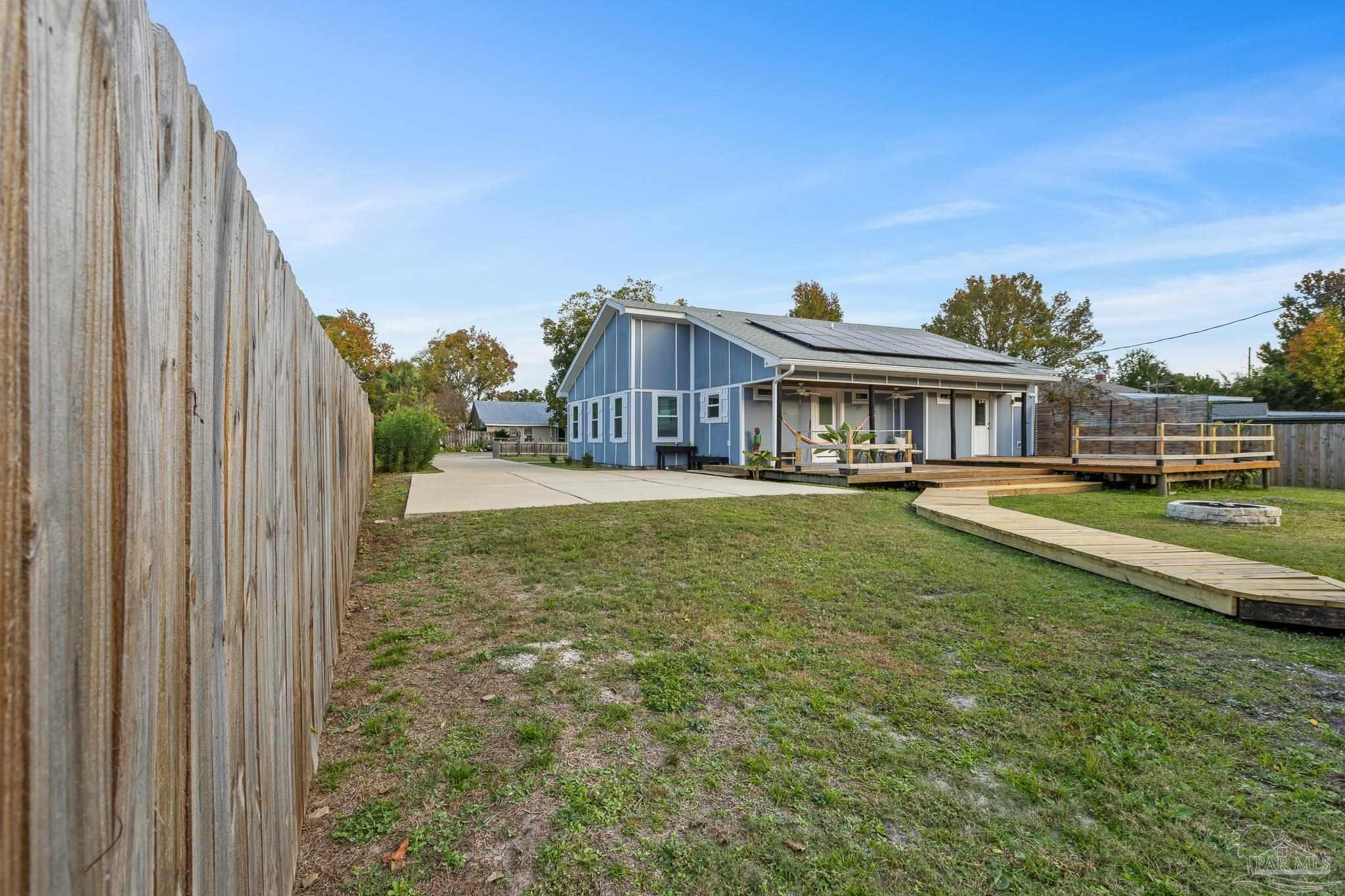 203 Berry Road Pensacola, FL 32507 - Photo 29 of 48