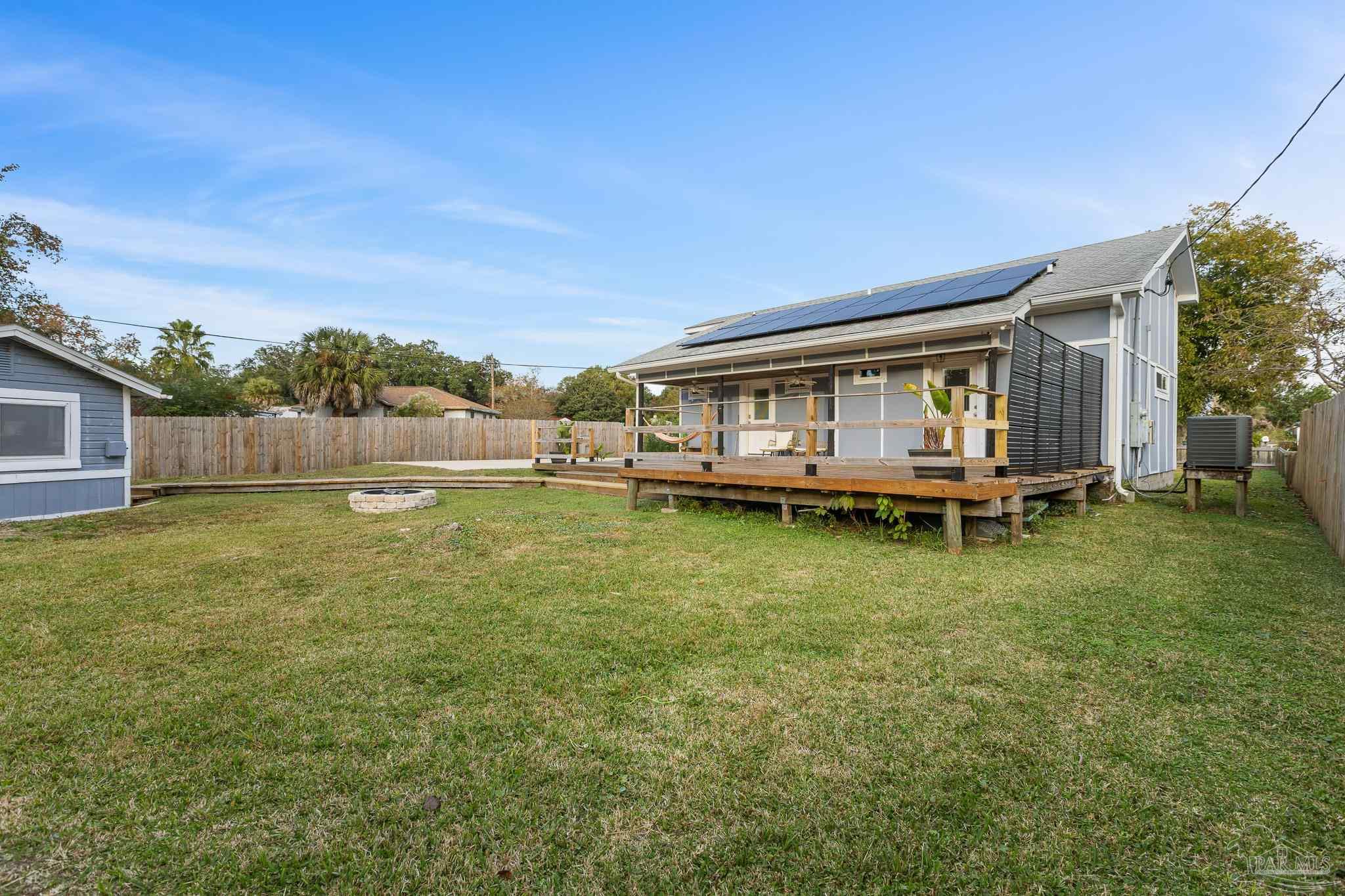 203 Berry Road Pensacola, FL 32507 - Photo 32 of 48