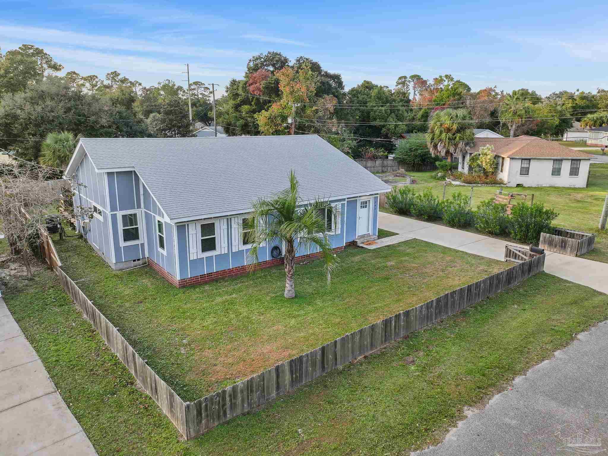 203 Berry Road Pensacola, FL 32507 - Photo 38 of 48
