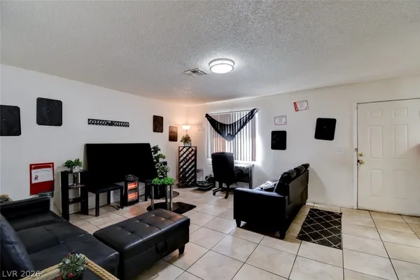$155,000 | 4300 North Lamont Street, Unit 243, Las Vegas, NV 89115