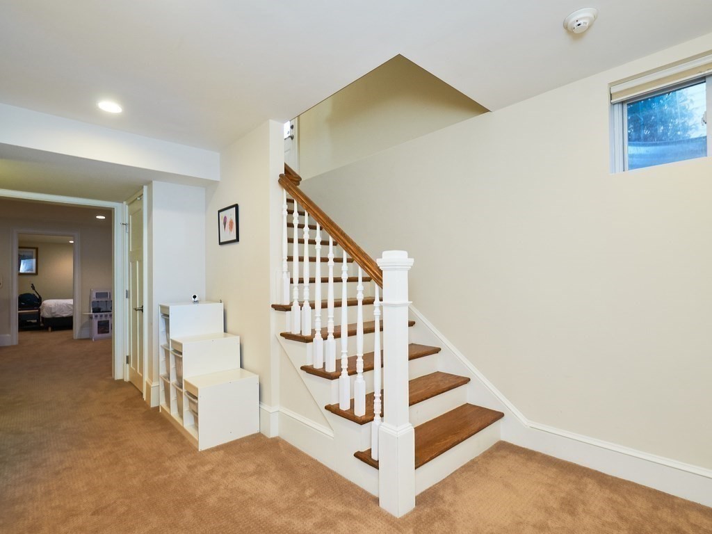 203 Winslow Road Newton, MA 02468 - Photo 19 of 29 Gallery Image 19