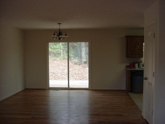 115 Capps Road Fair Play, SC 29643 - Photo 3 of 5 Gallery Image 3
