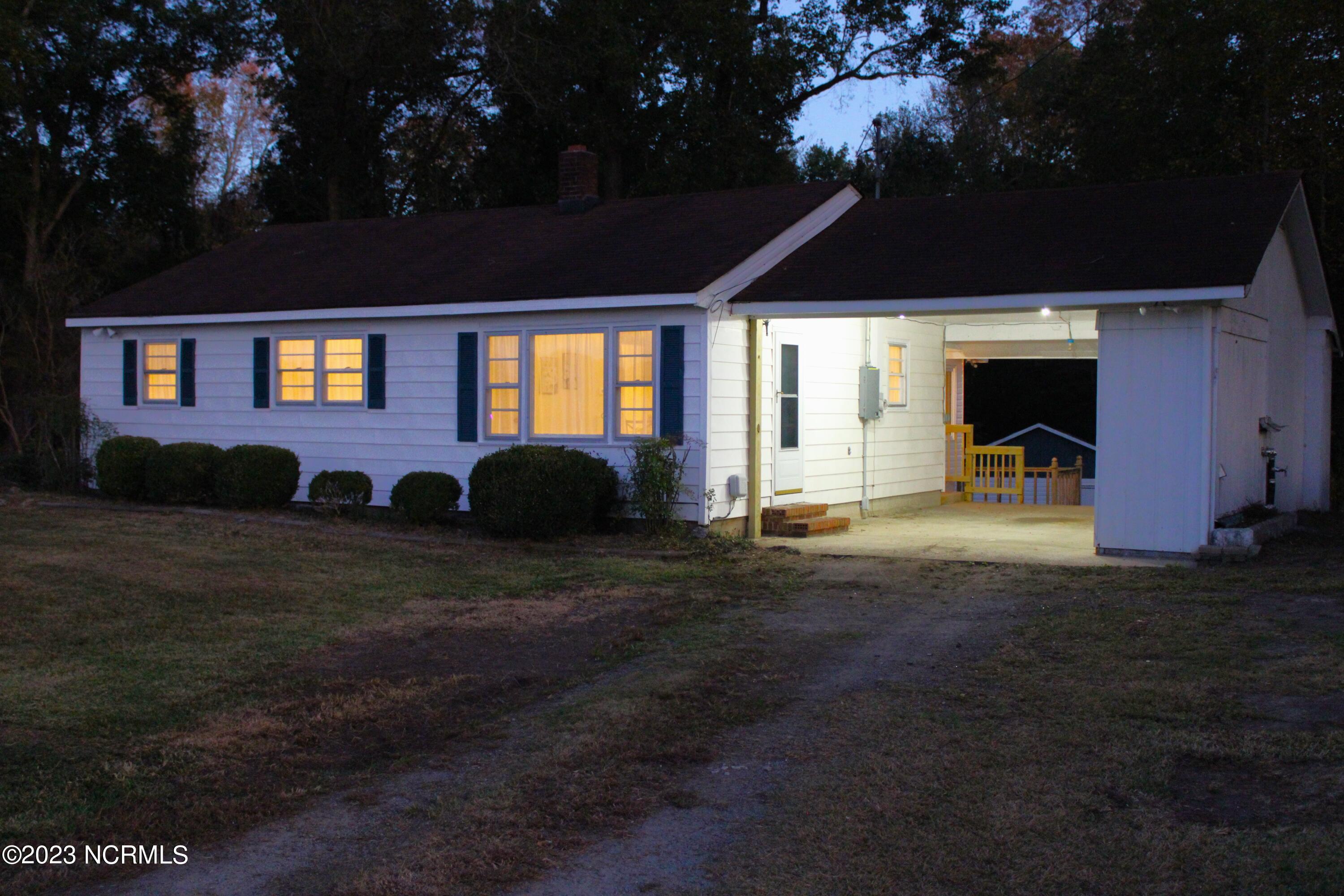 1490 Kellum Loop Road Jacksonville, NC 28546 - Photo 37 of 38 Front-Twilight