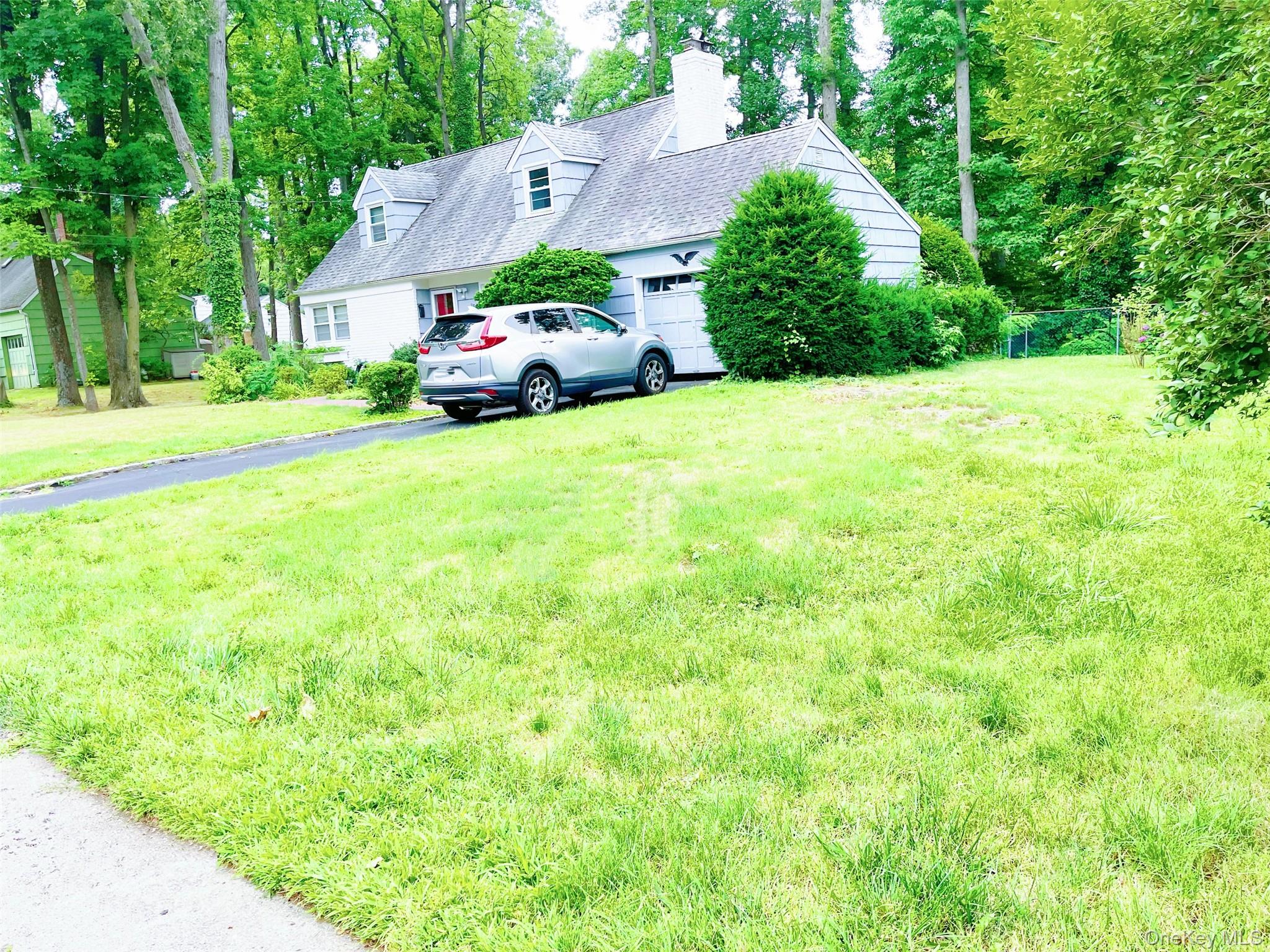258 Steamboat Road Great Neck, NY 11024 - Photo 18 of 23 Gallery Image 18
