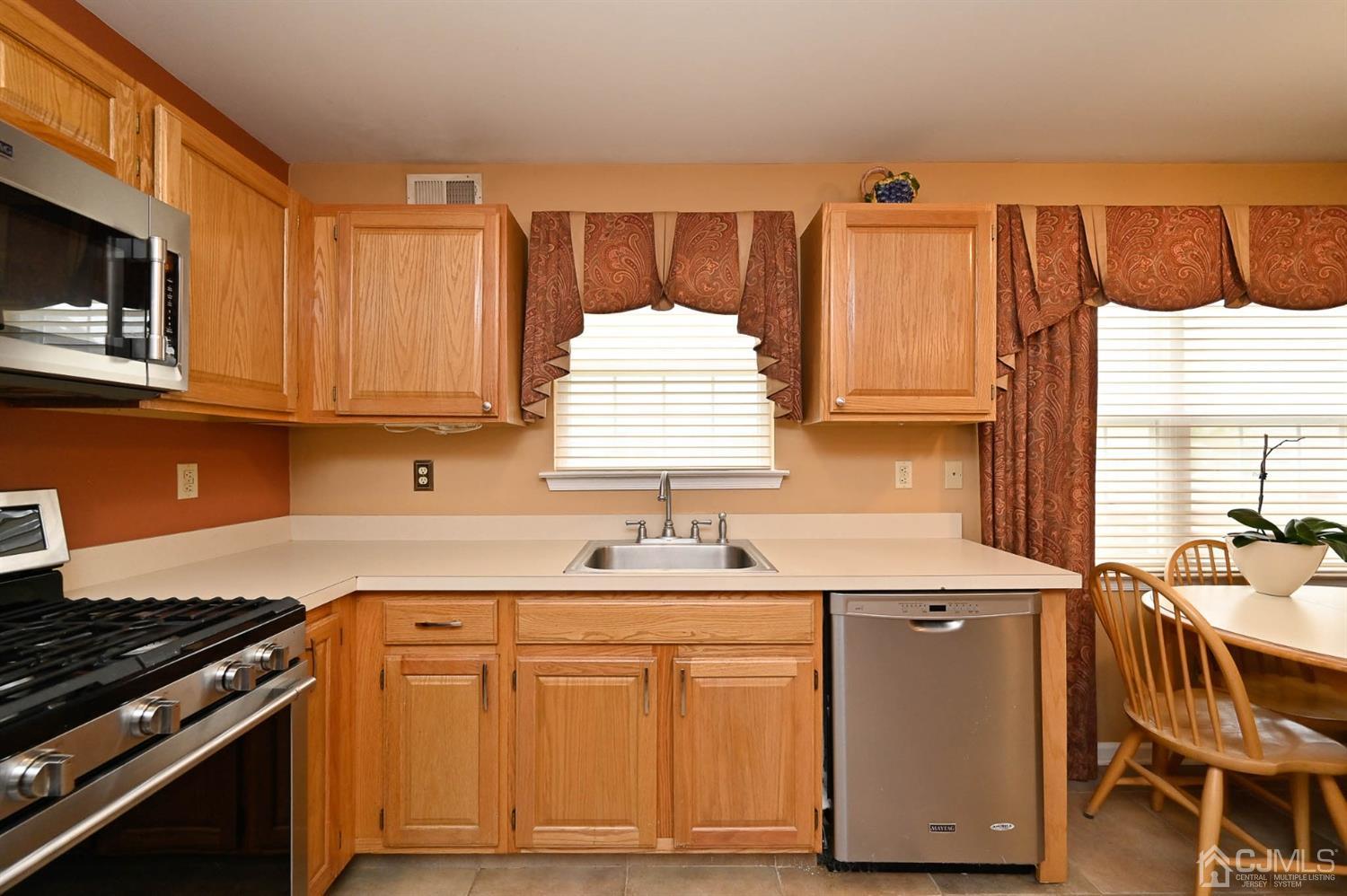 96 Nostrand Road Hillsborough, NJ 08844 - Photo 14 of 55 Gallery Image 14