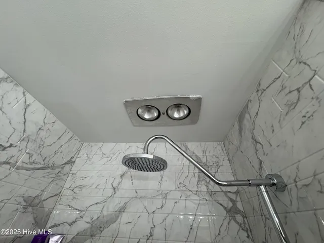 $654,500 | 802 Canal Cove Road, Lake Waccamaw, NC 28450