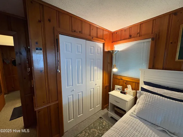 $654,500 | 802 Canal Cove Road, Lake Waccamaw, NC 28450