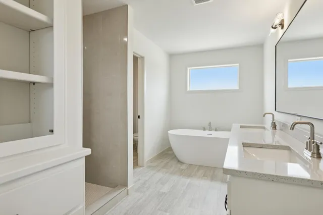 $670,000 | 21928 Edison Street Northeast, East Bethel, MN 55011