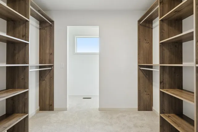 $670,000 | 21928 Edison Street Northeast, East Bethel, MN 55011