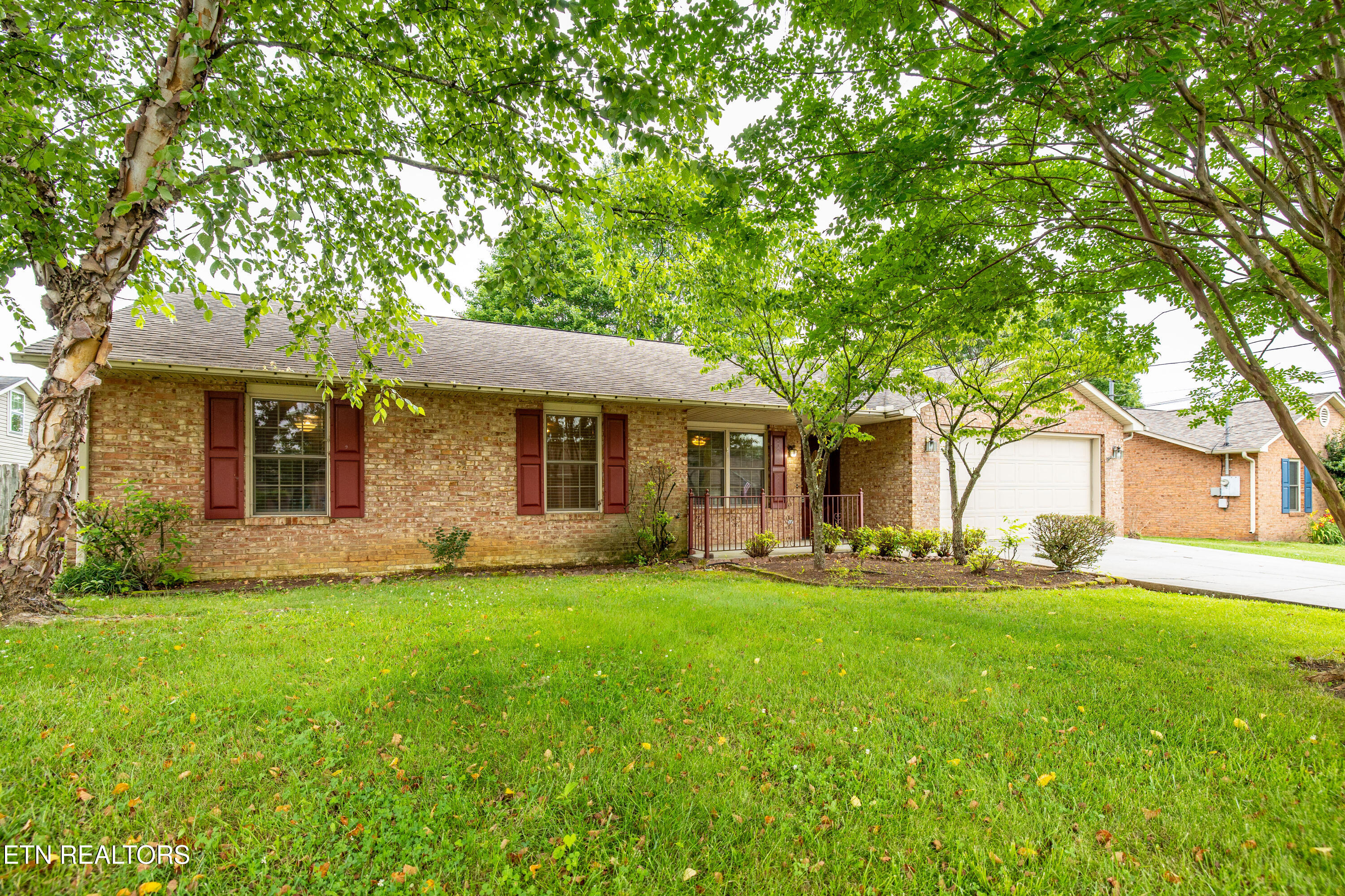 7245 Ghiradelli Road Knoxville, TN 37918 - Photo 1 of 39 7245GhiradelliRd-4