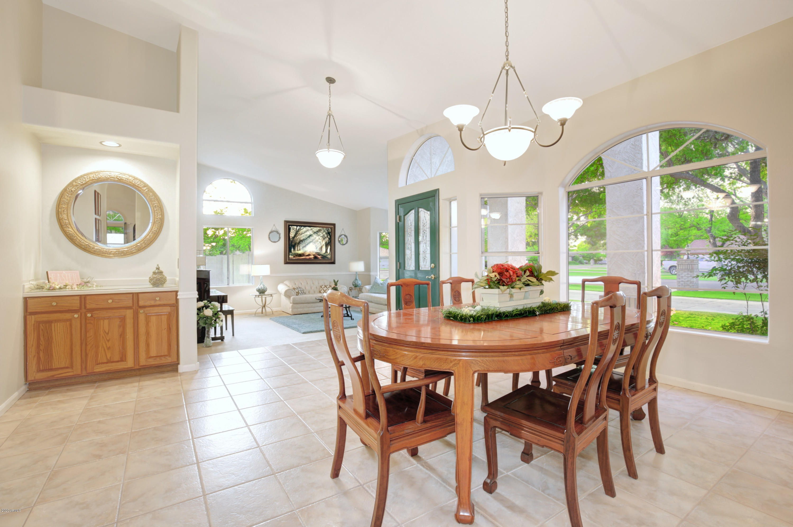 19 North Riata Street Gilbert, AZ 85234 - Photo 10 of 46 dining room
