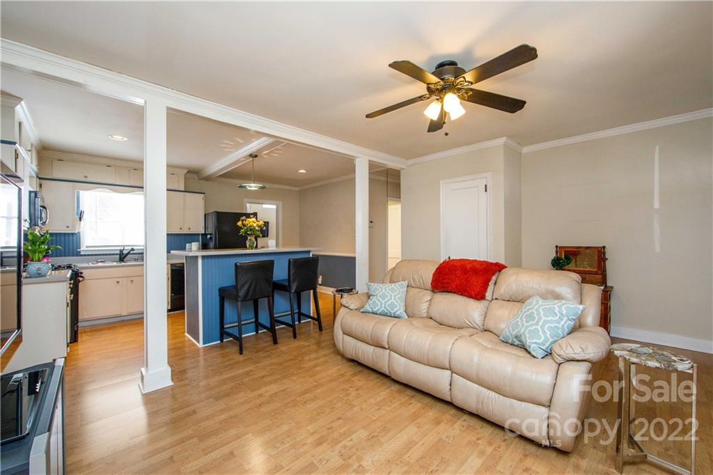 3200 Dublin Road Charlotte, NC 28208 - Photo 11 of 48 a living room with furniture and kitchen view