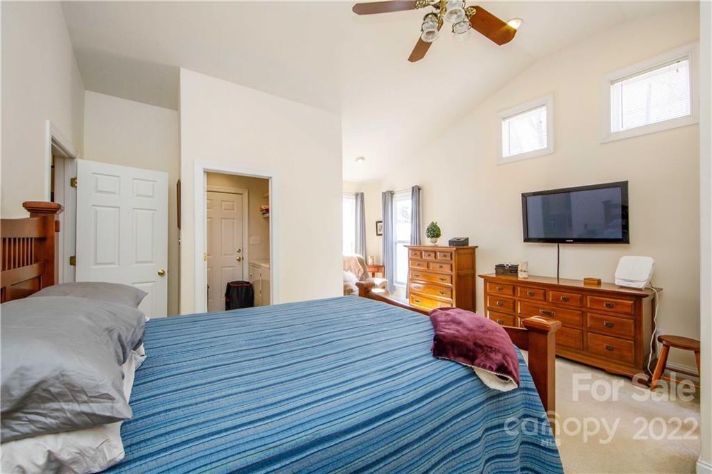 3200 Dublin Road Charlotte, NC 28208 - Photo 24 of 48 a living room with furniture and a flat screen tv