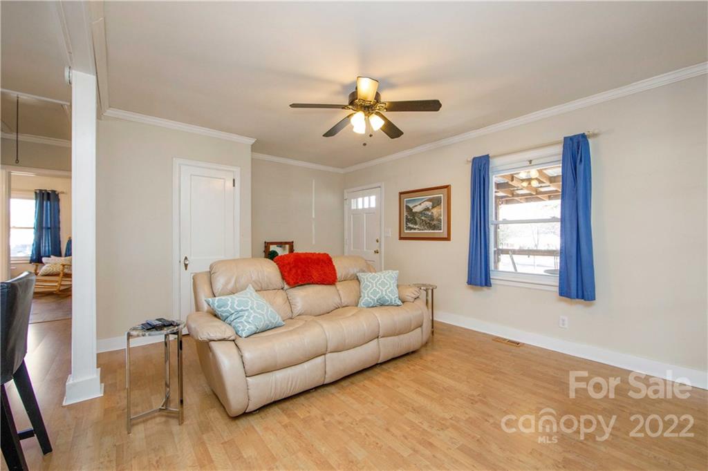 3200 Dublin Road Charlotte, NC 28208 - Photo 7 of 48 a living room with furniture and a window