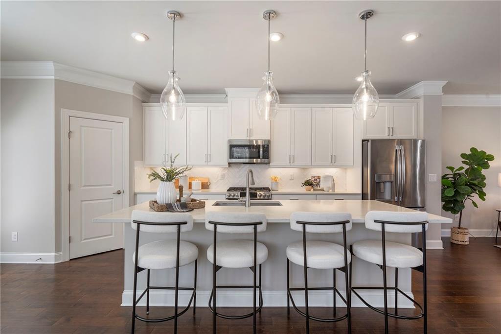 2045 Atz Cove Atlanta, GA 30341 - Photo 12 of 47