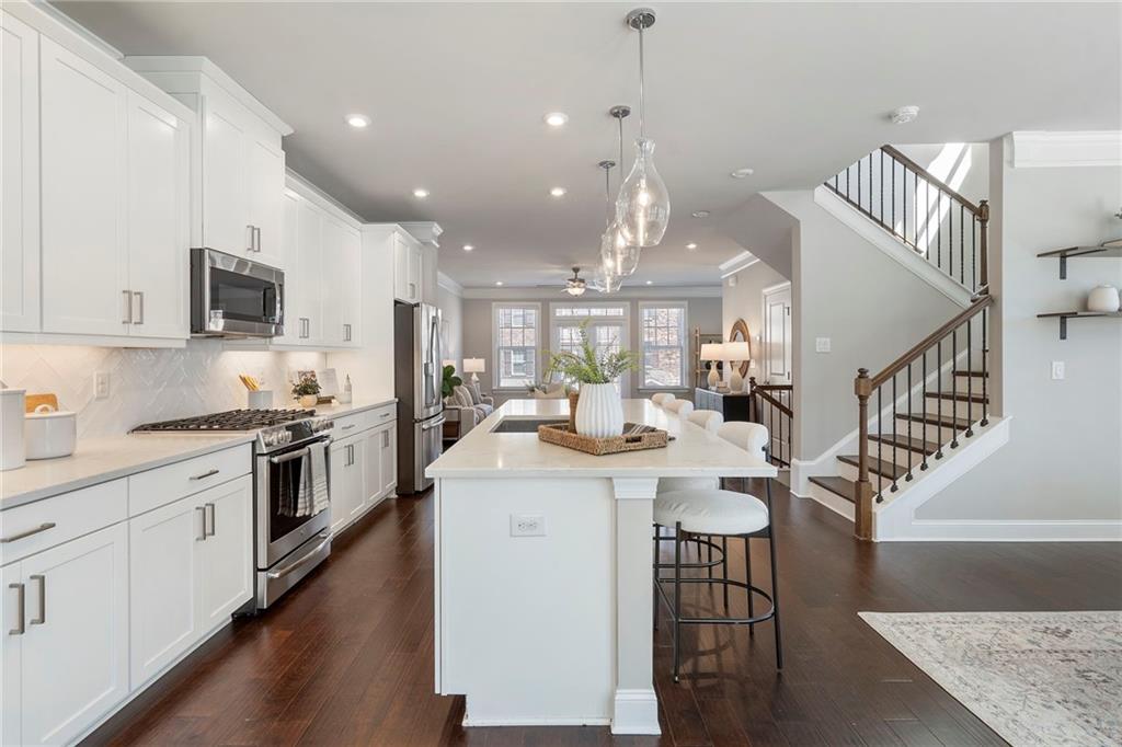 2045 Atz Cove Atlanta, GA 30341 - Photo 14 of 47