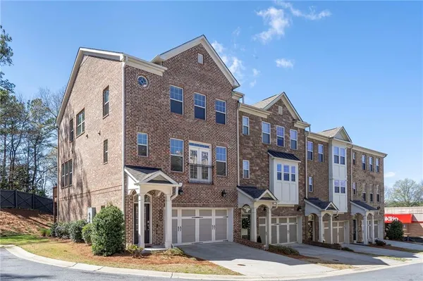 $625,000 | 2045 Atz Cove, Atlanta, GA 30341