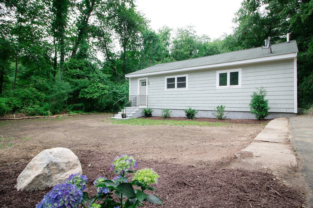 14 Buttonwood Road Halifax, MA 02338 - Photo 4 of 19 Gallery Image 4