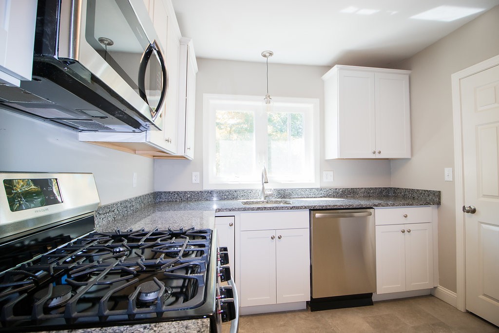 14 Buttonwood Road Halifax, MA 02338 - Photo 9 of 19 Gallery Image 9