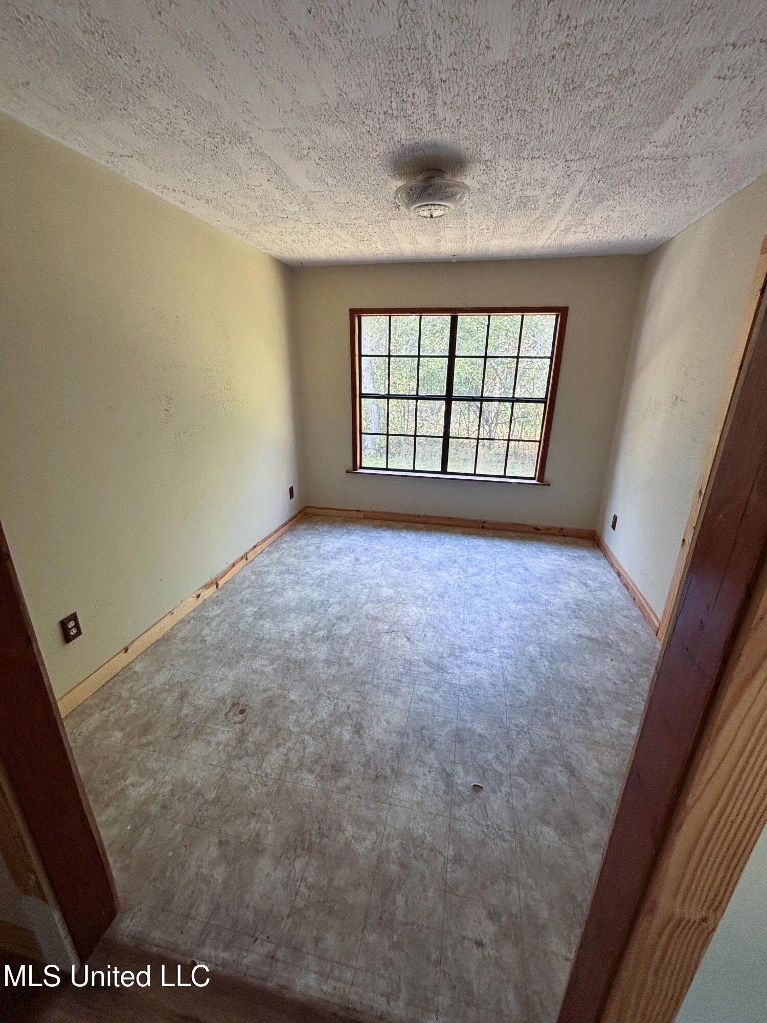 155 Sonny's Road Madison, MS 39110 - Photo 19 of 67 A49547FF-59AF-41BB-933C-11221750FA4E