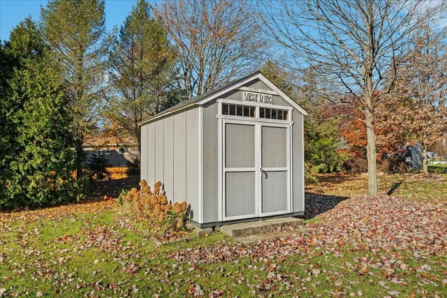 $440,000 | 9469 Baywood Drive, Plymouth, MI 48170