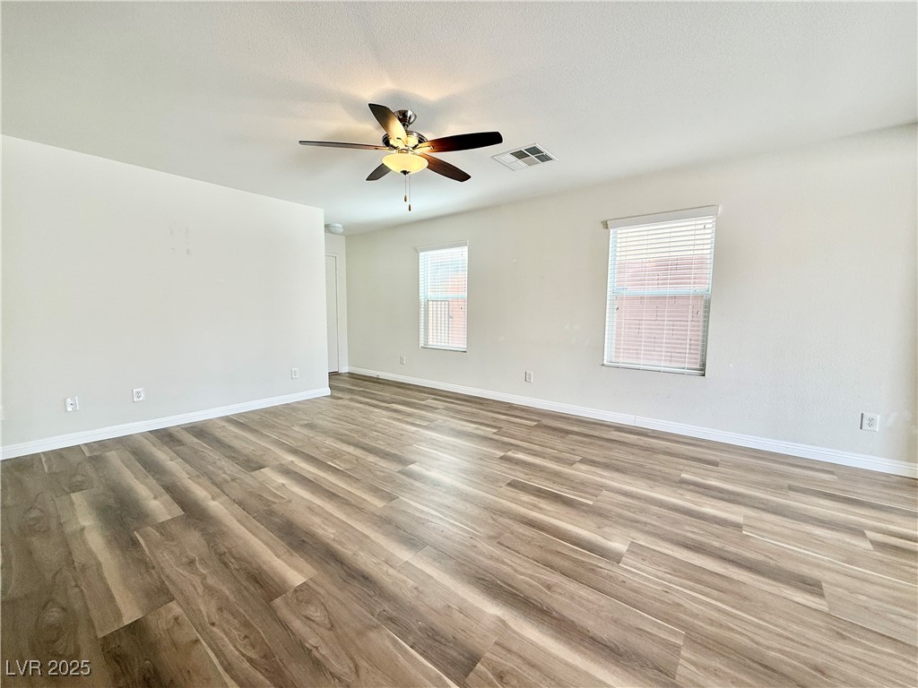 9264 Valley Ranch Avenue Las Vegas, NV 89178 - Photo 11 of 46