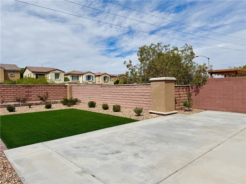 9264 Valley Ranch Avenue Las Vegas, NV 89178 - Photo 7 of 46