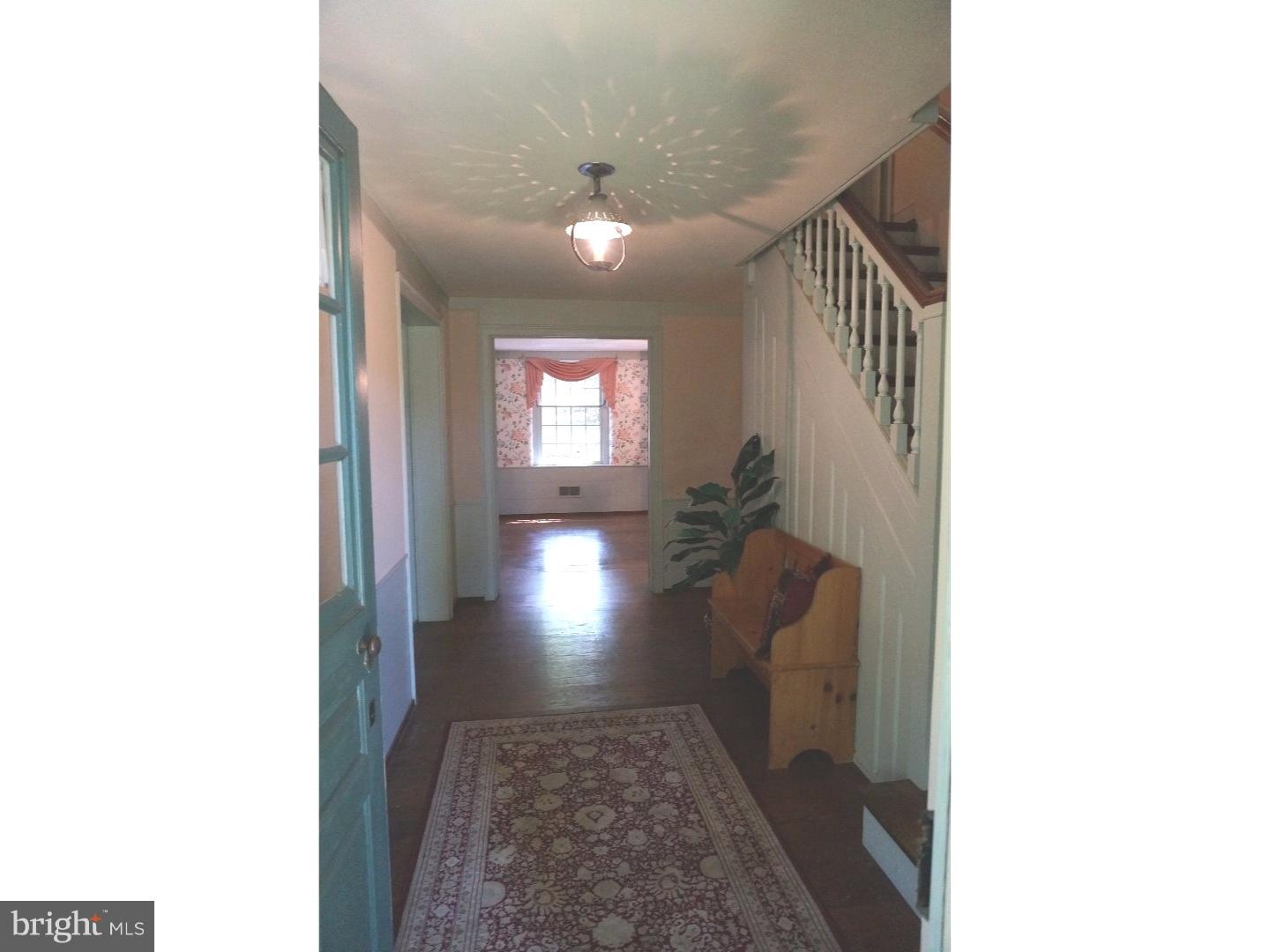 770 Pugh Road Wayne, PA 19087 - Photo 3 of 25 Foyer