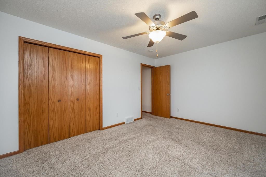 3737 Stoney Point Road Southwest Cedar Rapids, IA 52404 - Photo 18 of 31 Gallery Image 18