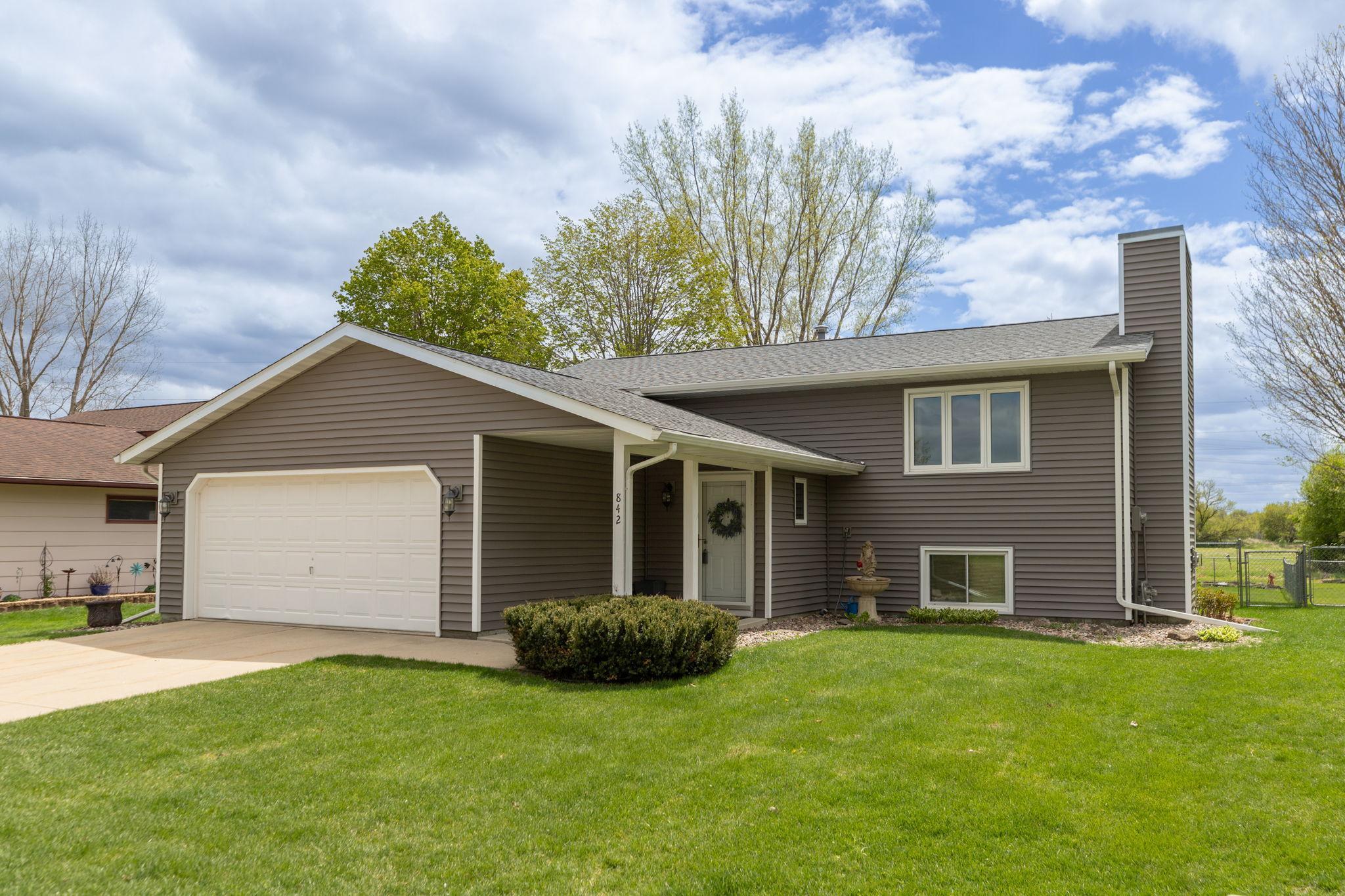 842 26th Street Southeast Rochester, MN 55904 - Photo 1 of 1 Gallery Image 1
