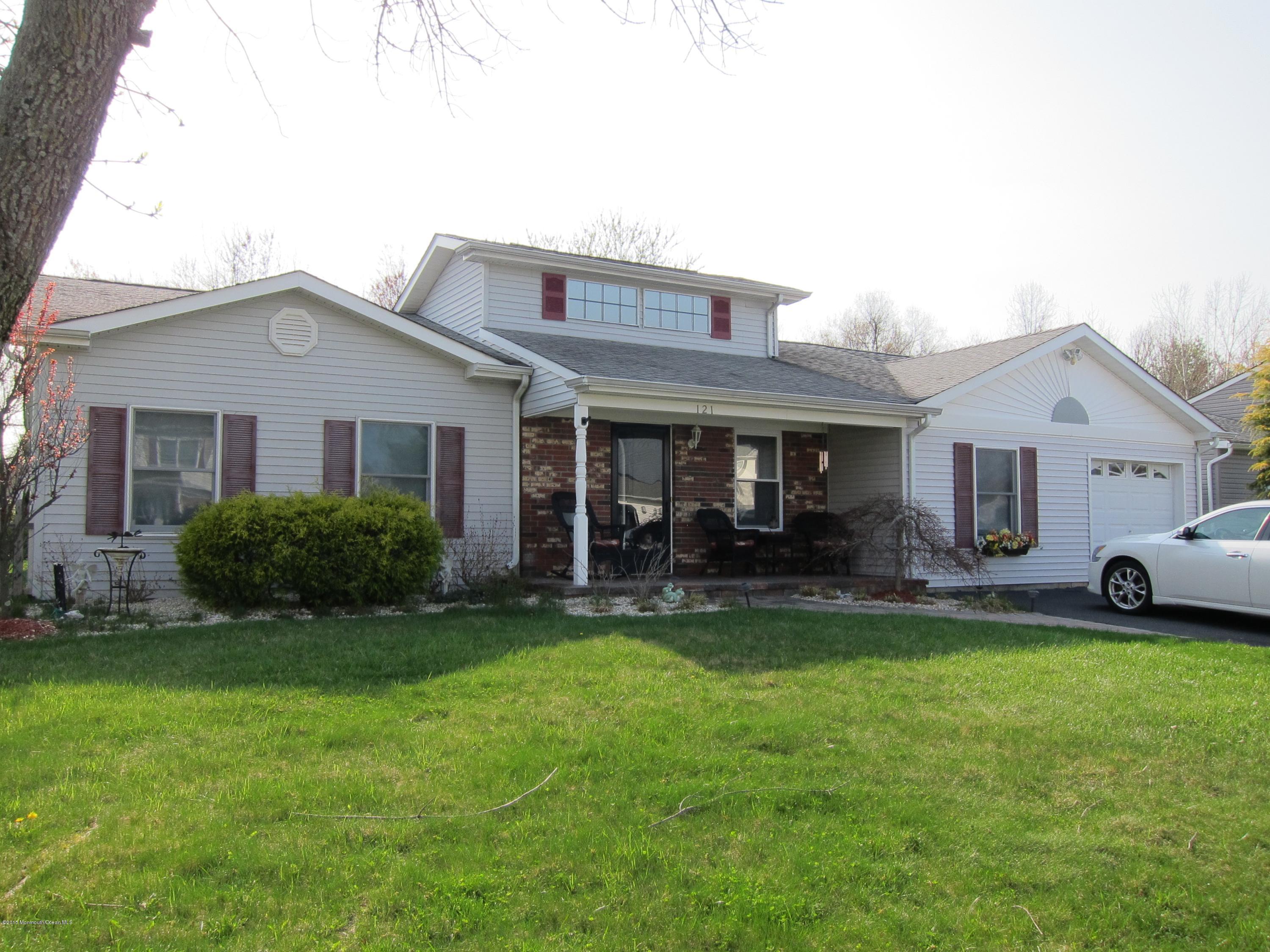 121 Starlight Road Howell, NJ 07731 - Photo 1 of 19 FRONT 2