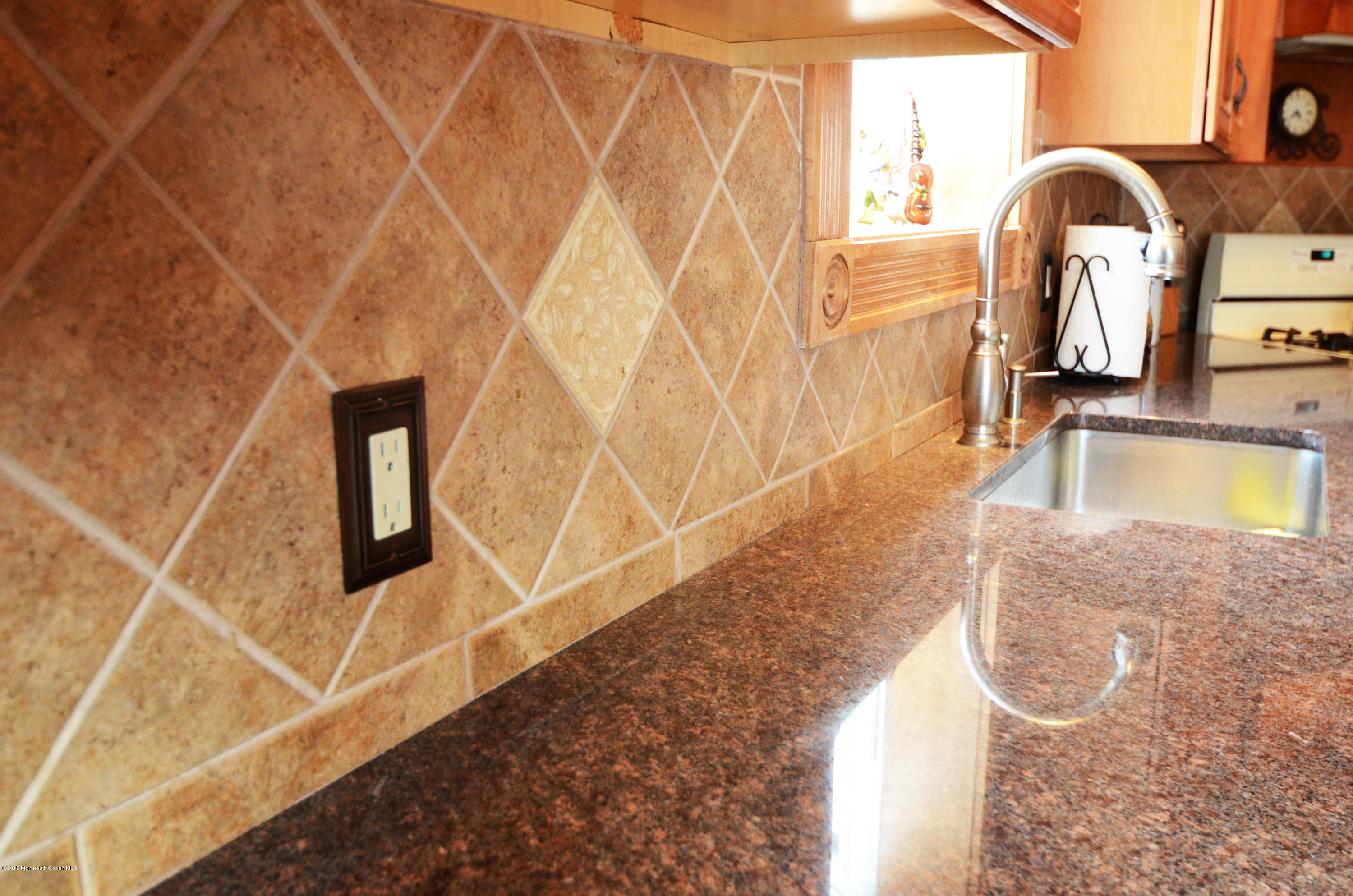 121 Starlight Road Howell, NJ 07731 - Photo 8 of 19 KIT2