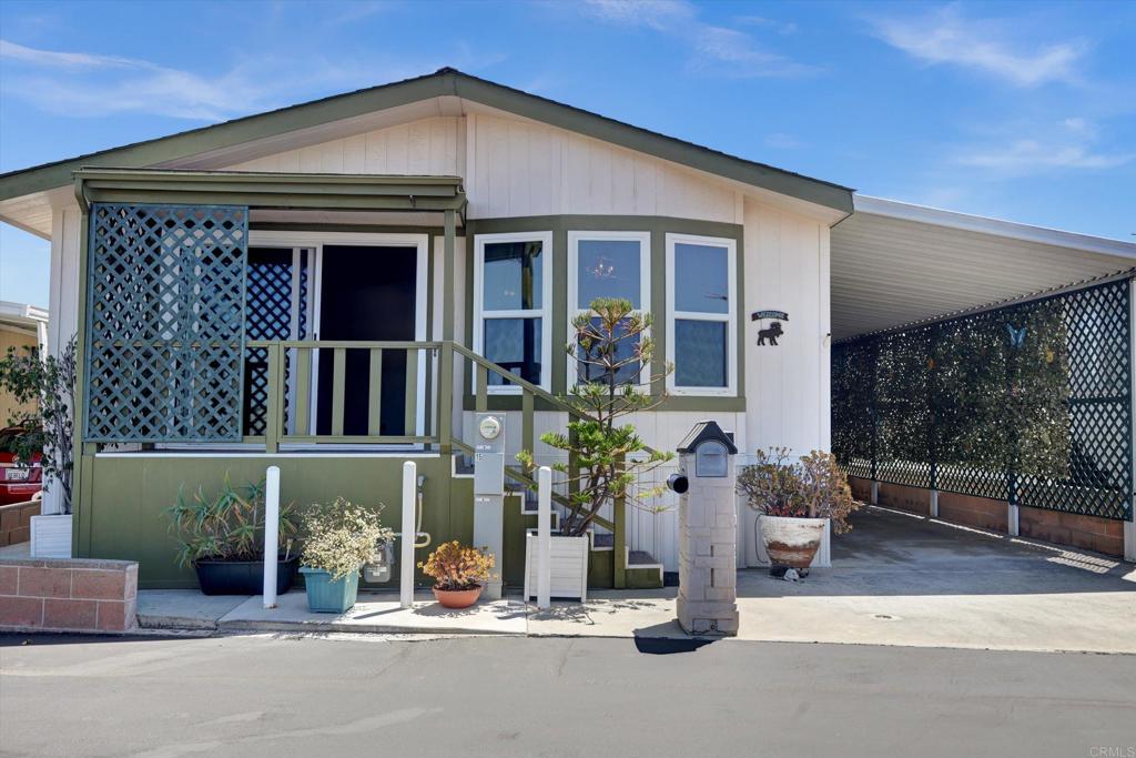 15 Oriole Lane Oceanside, CA 92057 - Photo 1 of 1 front view of house