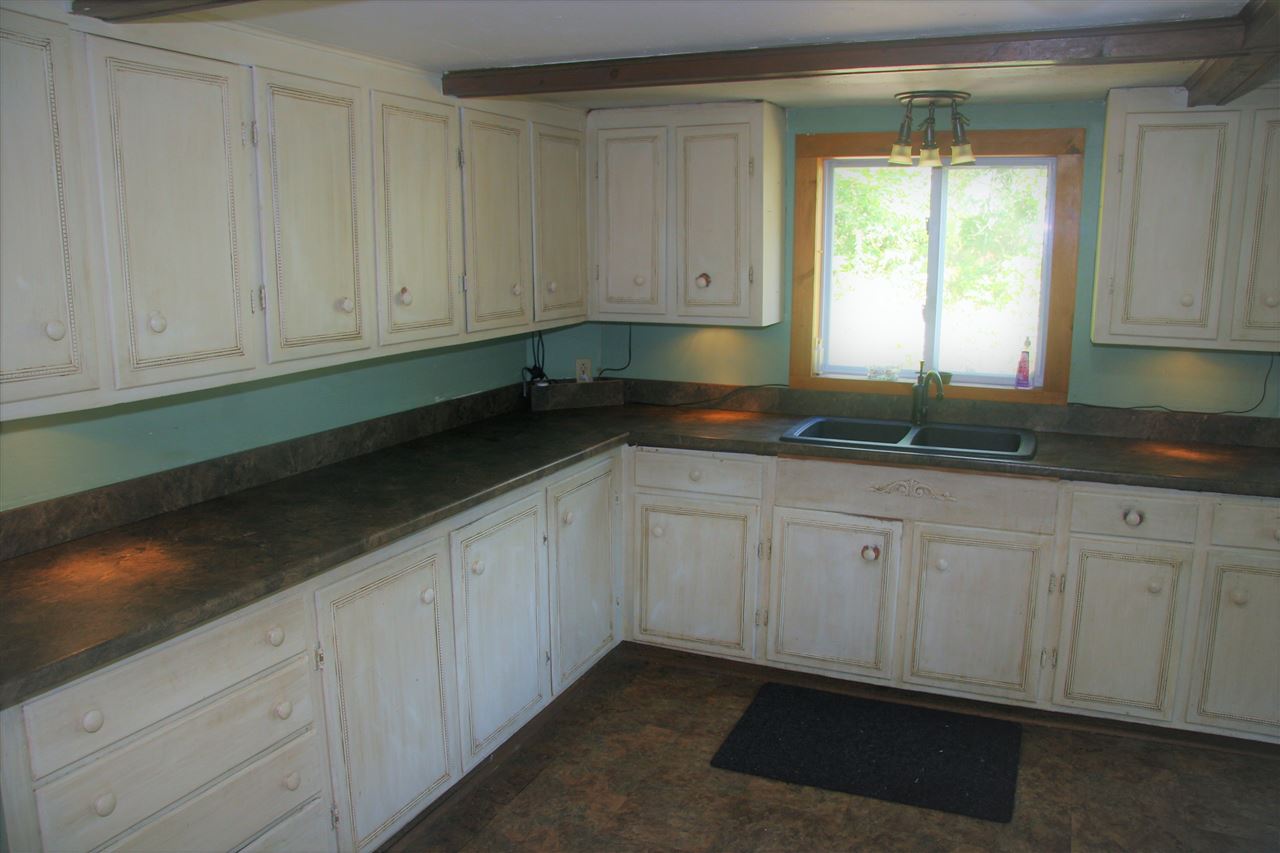 77 Sewell Hoyt Road Weare, NH 03281 - Photo 9 of 20 Gallery Image 9