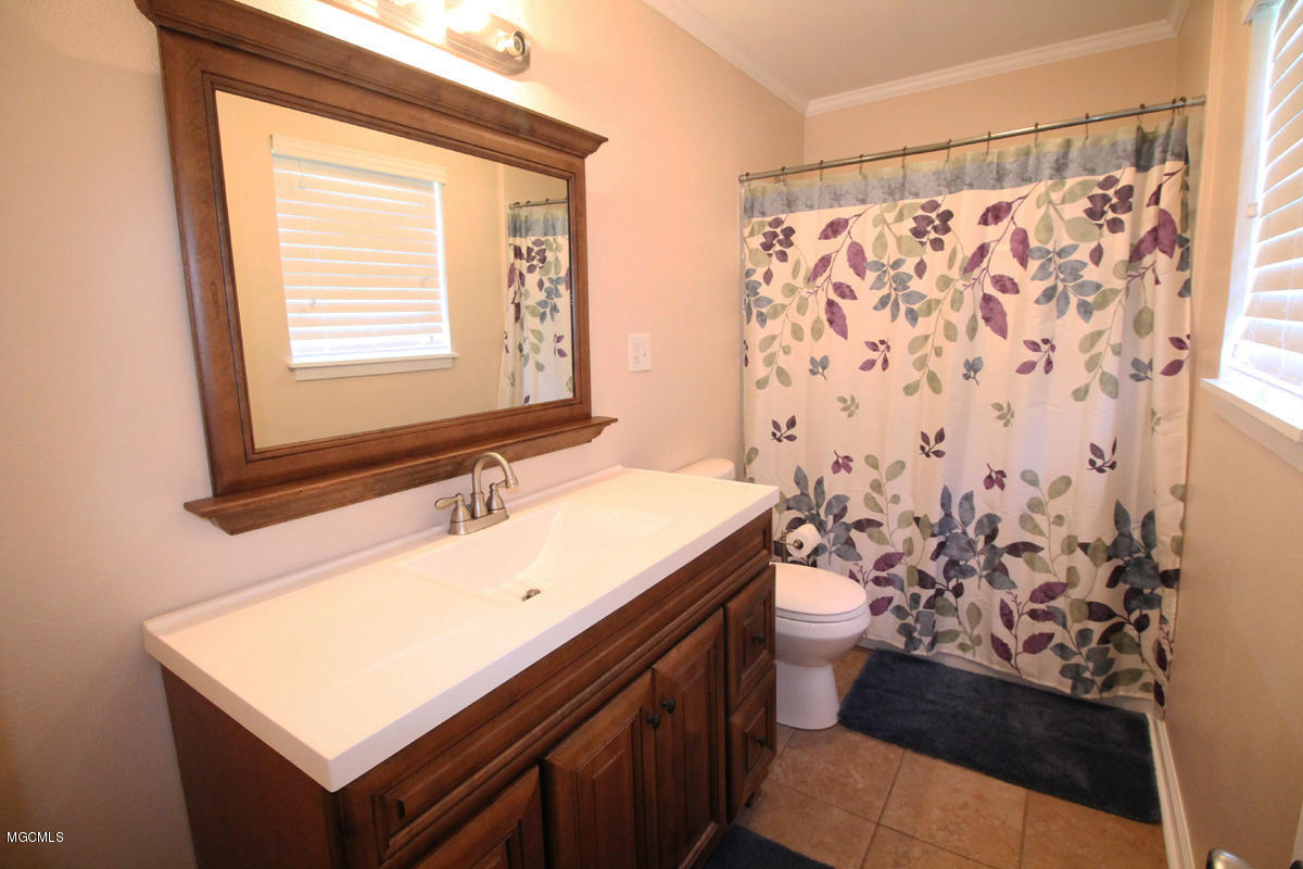 13501 Constitution Road Moss Point, MS 39562 - Photo 13 of 28 3 (3)
