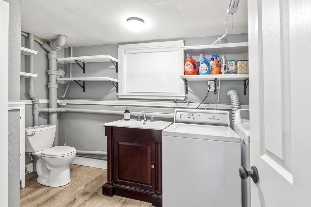 10 Colonial Road Hingham, MA 02043 - Photo 20 of 21