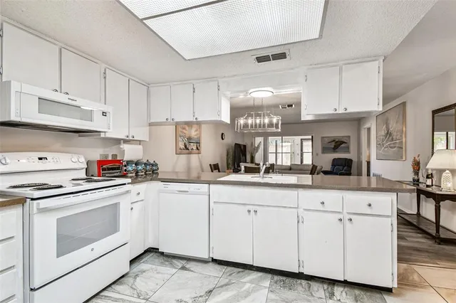 $1,500 | 7433 Greystone Drive, Unit 7433, Hudson, FL 34667